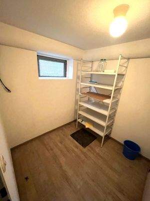 Keller-Vorratsraum 1