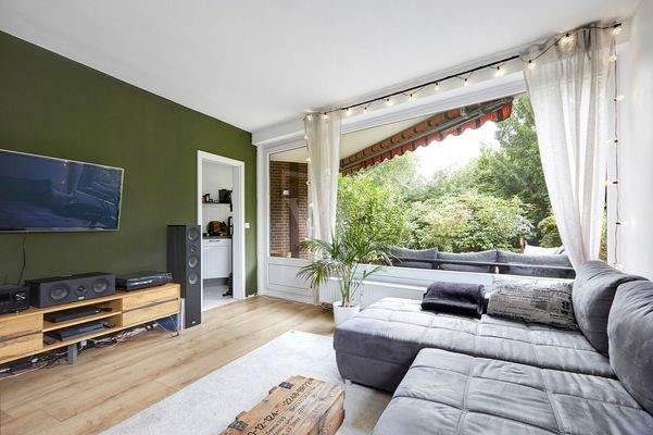 Terrassenzugang und Übergang zur Küche