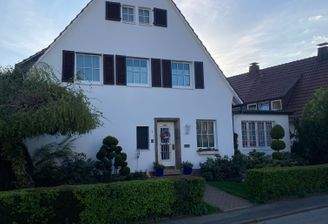 Außenansicht von vorne.JPG