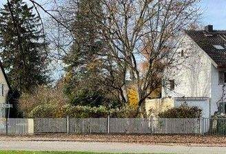 Grundstück Straßenseite