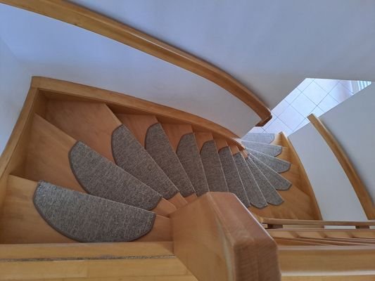 Treppe zum Erdgeschoss