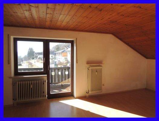 Zugang auf den großen Balkon