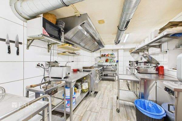 CAM04294G0-PR0028-STILL010