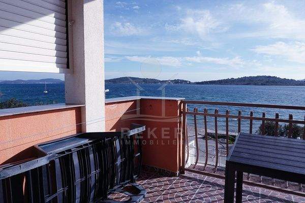 Im ersten Stock gibt es zwei weitere Apartments