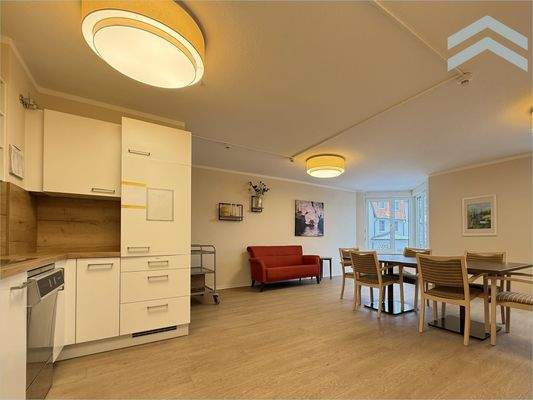 "Private Lounge" + Teeküche