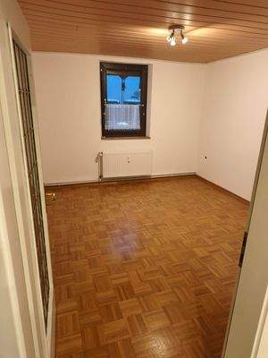 Schlafzimmer im EG.jpg