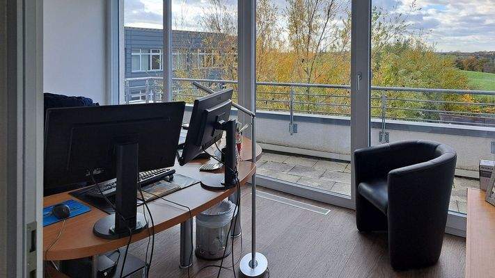 GF-Büro Bild 1.jpg