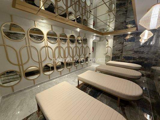 Furnished Sea-View Penthouse in a Complex with Pool in Alanya