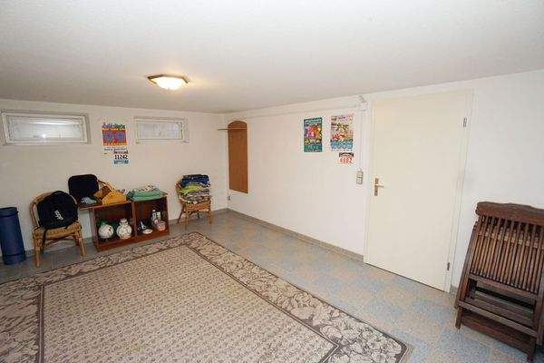 KG Mehrzweckraum (4).jpg