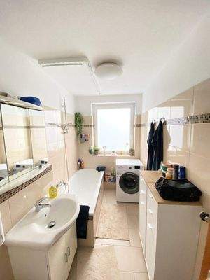 Hagen Held Immobilien - Das Badezimmer.jpeg