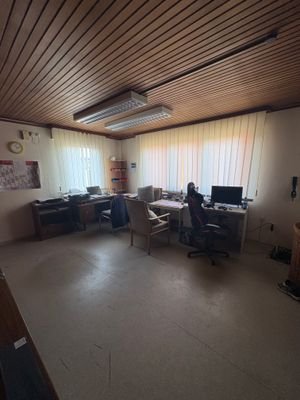Büro/Zimmer