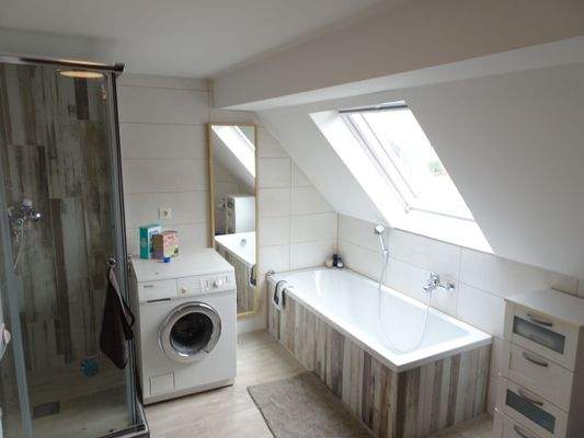 Badezimmer WO4 DG li.JPG