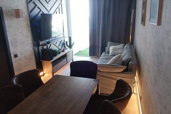 Wohnbereich mit Balkon 