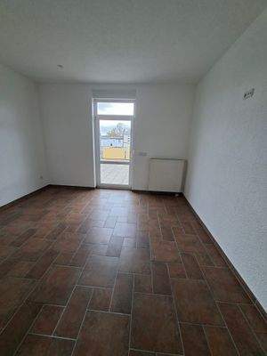 Küche mit Zugang zur Dachterrasse