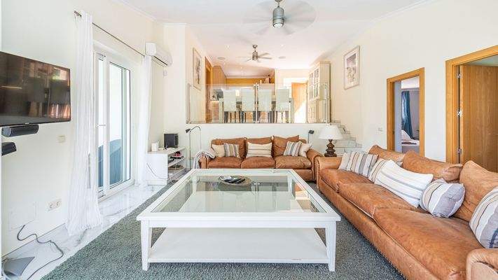 Photo: Villa in Marbella East