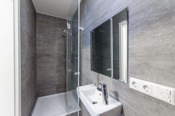 Bad Einliegerwohnung