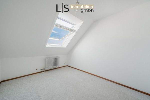 Kinderzimmer / Büro