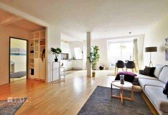 Wohnzimmer Blick zur offenen Küche