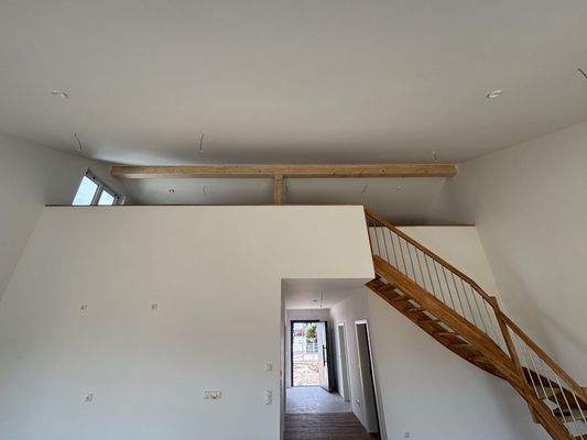 Blick hoch zur Galerie.jpg