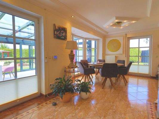 2025244 - Innenansicht