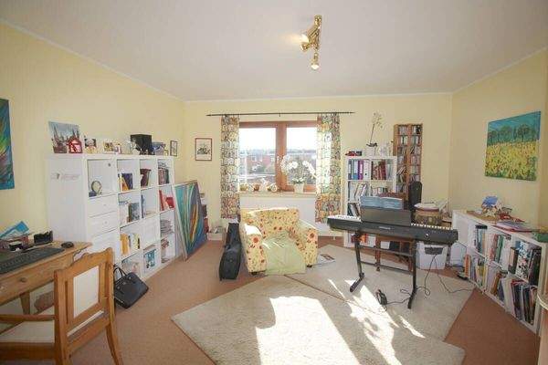 Atelier- oder mögl. Kinderzimmer gartenseitig OG