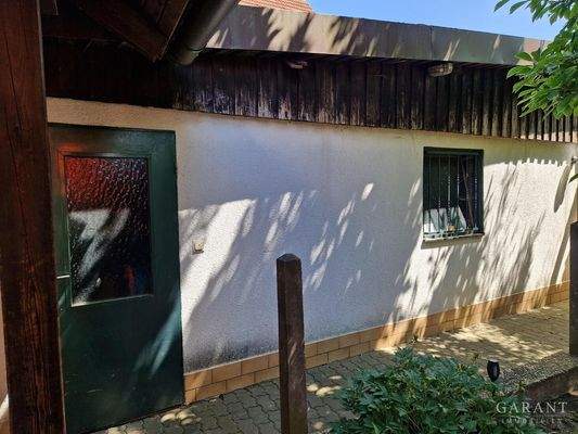 Garage mit Nebenraum Seitenansicht