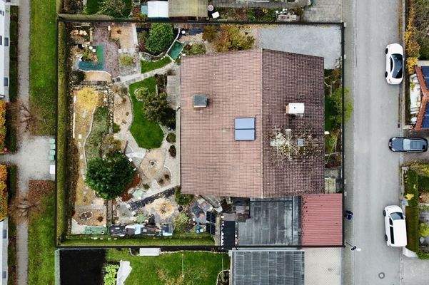 Objekt und Grundstück aus der Vogelperspektiv