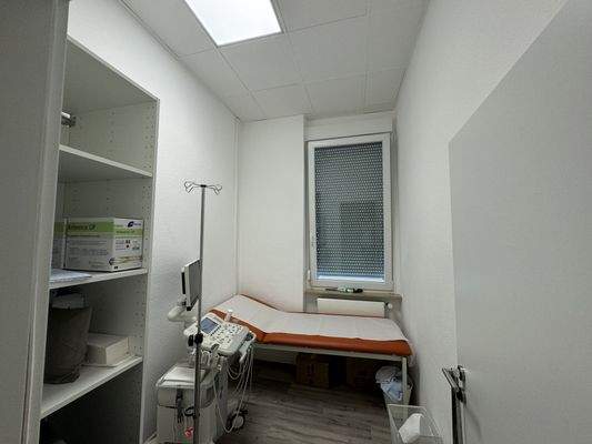 Büro-/Praxisflächen