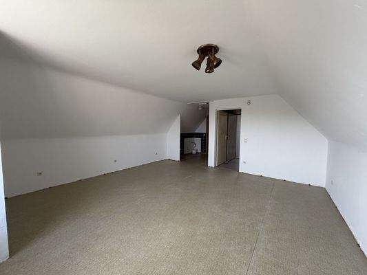 Wohn-/Schlafraum Dachgeschoss