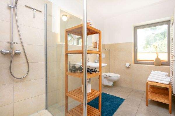 WE Bernstein Badezimmer