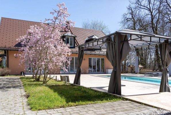 Ihr Traumhaus in ruhiger Lage und großzügigem Garten