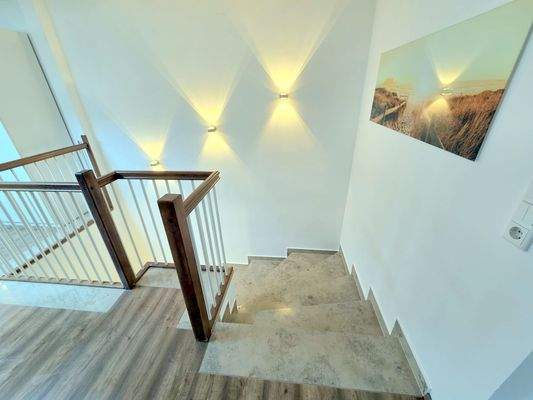 Treppe in den Wohnbereich