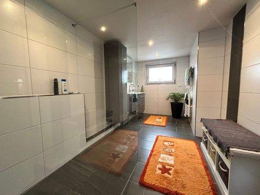 Badezimmer Erdgeschoss