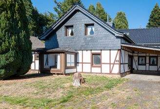 18404 Außenansicht
