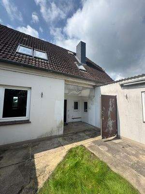 Hofbereich mit Nebeneingang