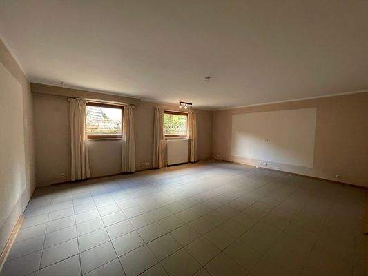 Wohnfläche im KG ca. 27m²