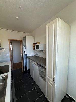 Küche mit Einbauküche