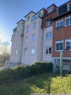 Hofseite - 3-R-Wohnung mit Balkon und Badewanne in Kamenz