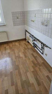 =?UTF-8?Q?LUS024-3.OG_li-K=C3=BCche.jpg?=