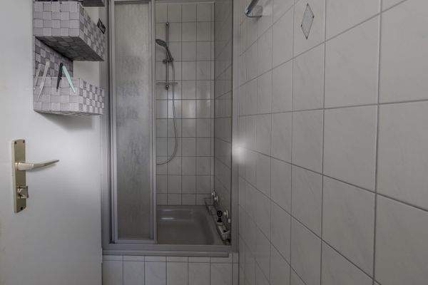 Duschbad im Erdgeschoss