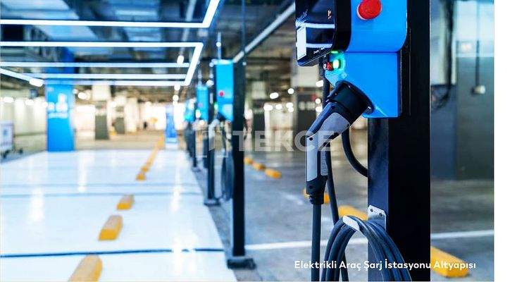 Apartments in a Complex with Pools in Bursa Nilüfer