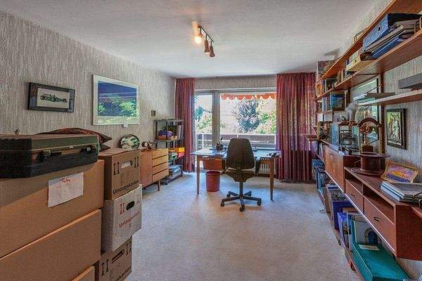 Büro oder Kinderzimmer