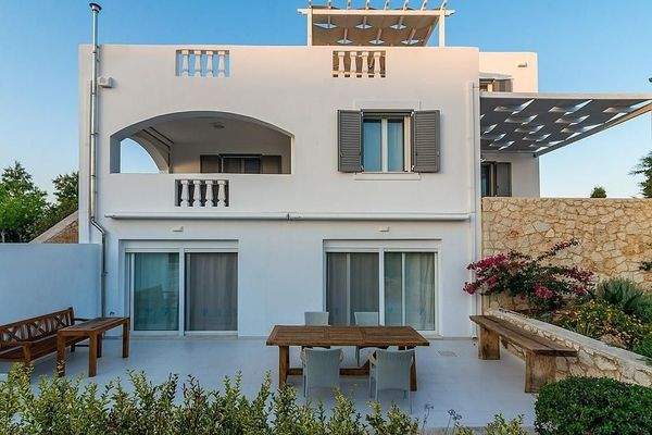 Kreta, Tersanas: Luxusvilla mit unschlagbarer Aussicht in ruhiger Lage zu verkaufen