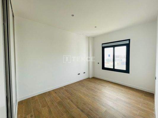 Sea View Houses with Outdoor and Indoor Pools in Benalmádena