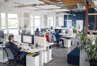 Fester Schreibtisch im Coworkingspace