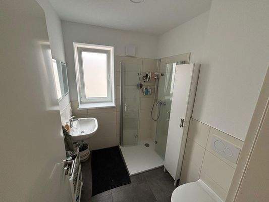 Wo7 DG re. Masterbad Sicht2