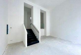 Processed-4024E0F1-5