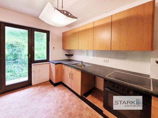 OG 2 Küche neuer Boden.jpg