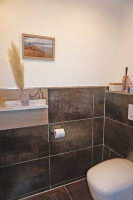 Blick in das Gäste-WC im EG