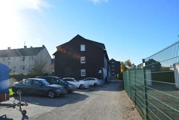 Zufahrt Privatstraße zu den Häusern